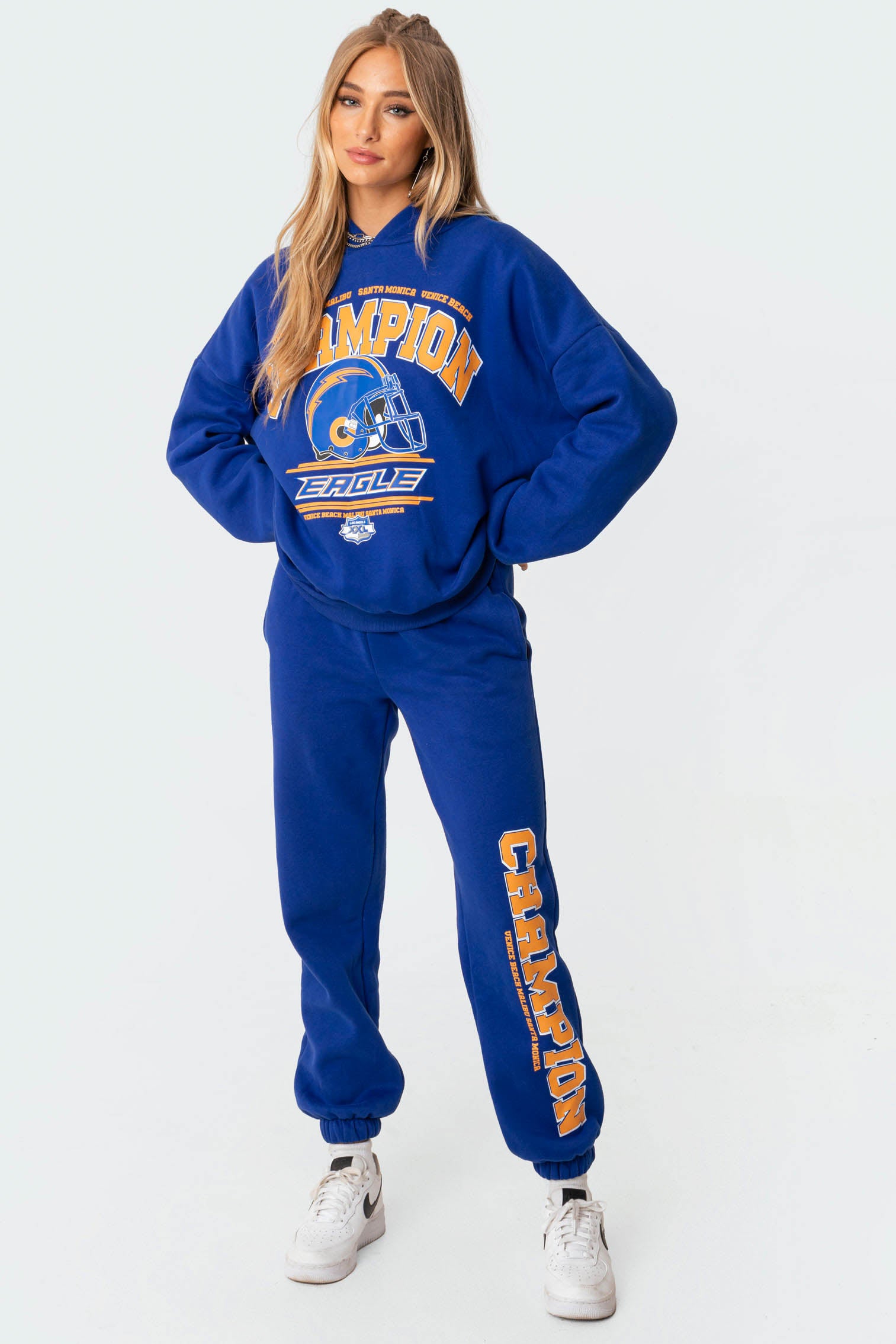 La Champion Oversized Hoodie - Image 2