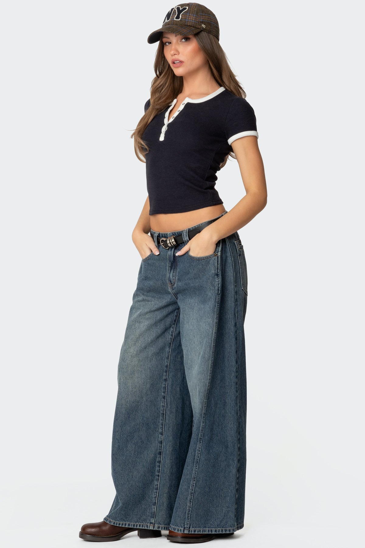 Hilla Side Split Baggy Jeans - Image 4