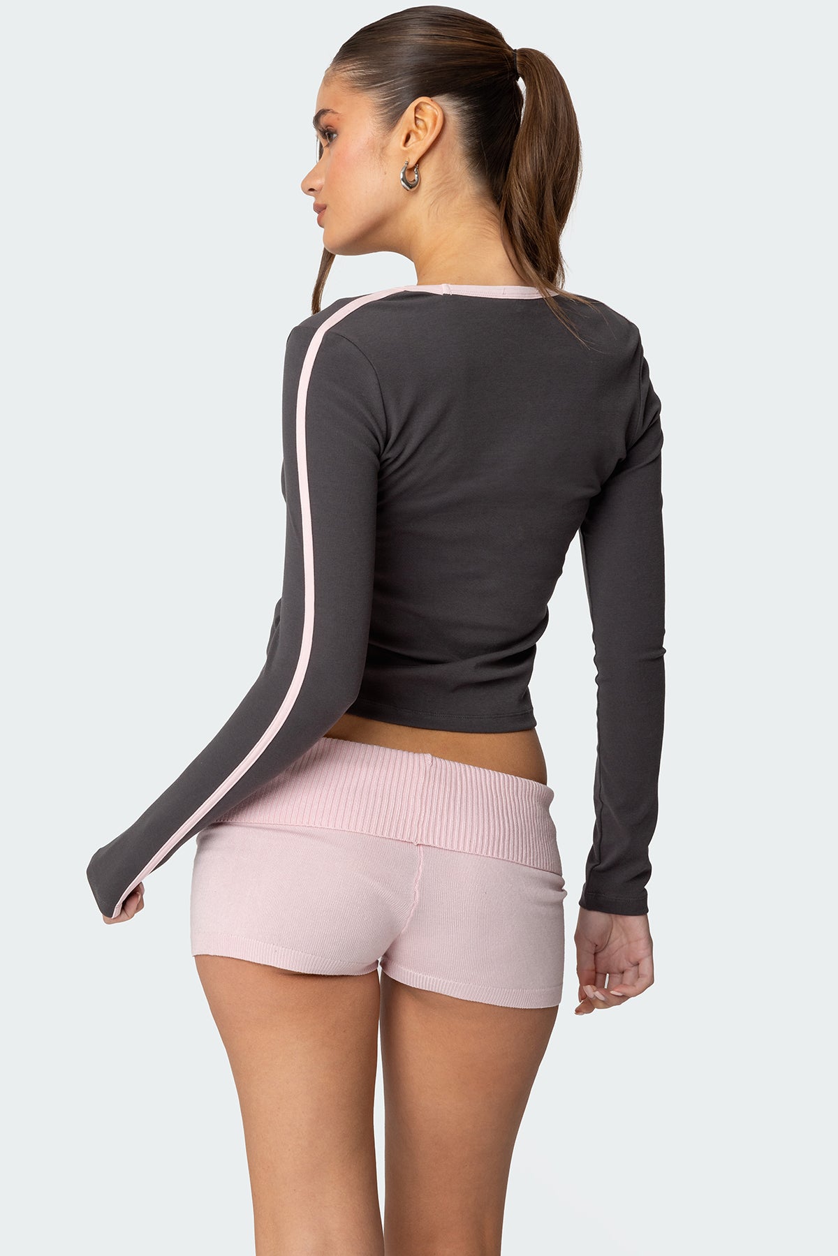 Contrast V Neck Long Sleeve T Shirt - Image 5