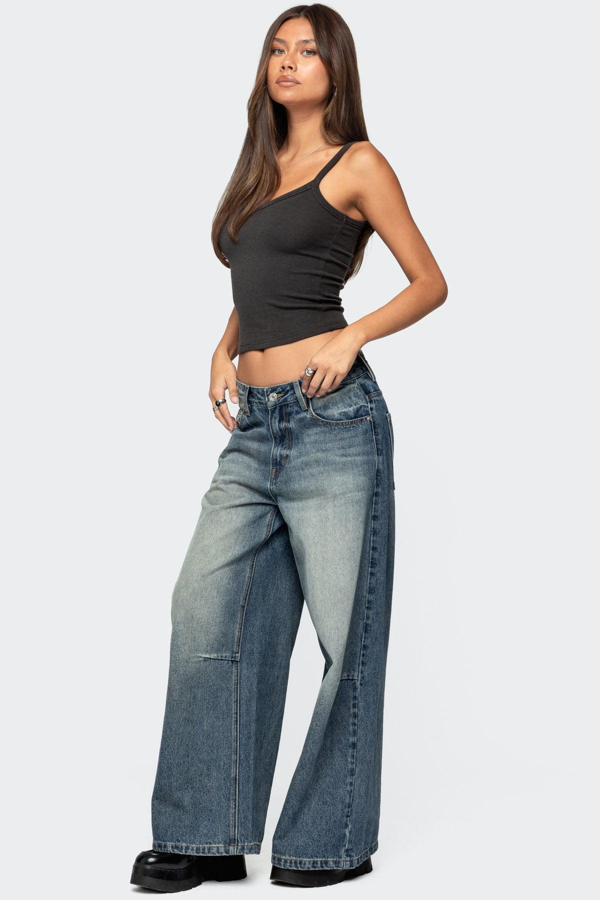 Aspyn V Neck Ribbed Tank Top - Image 4