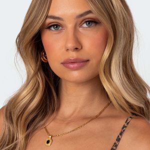 Old Times Pendant Necklace