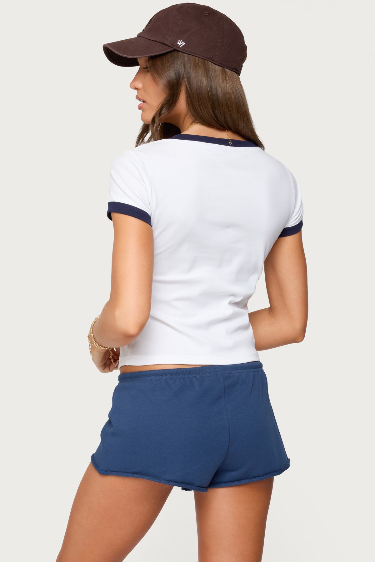 Santa Monica V Neck T Shirt - Image 5