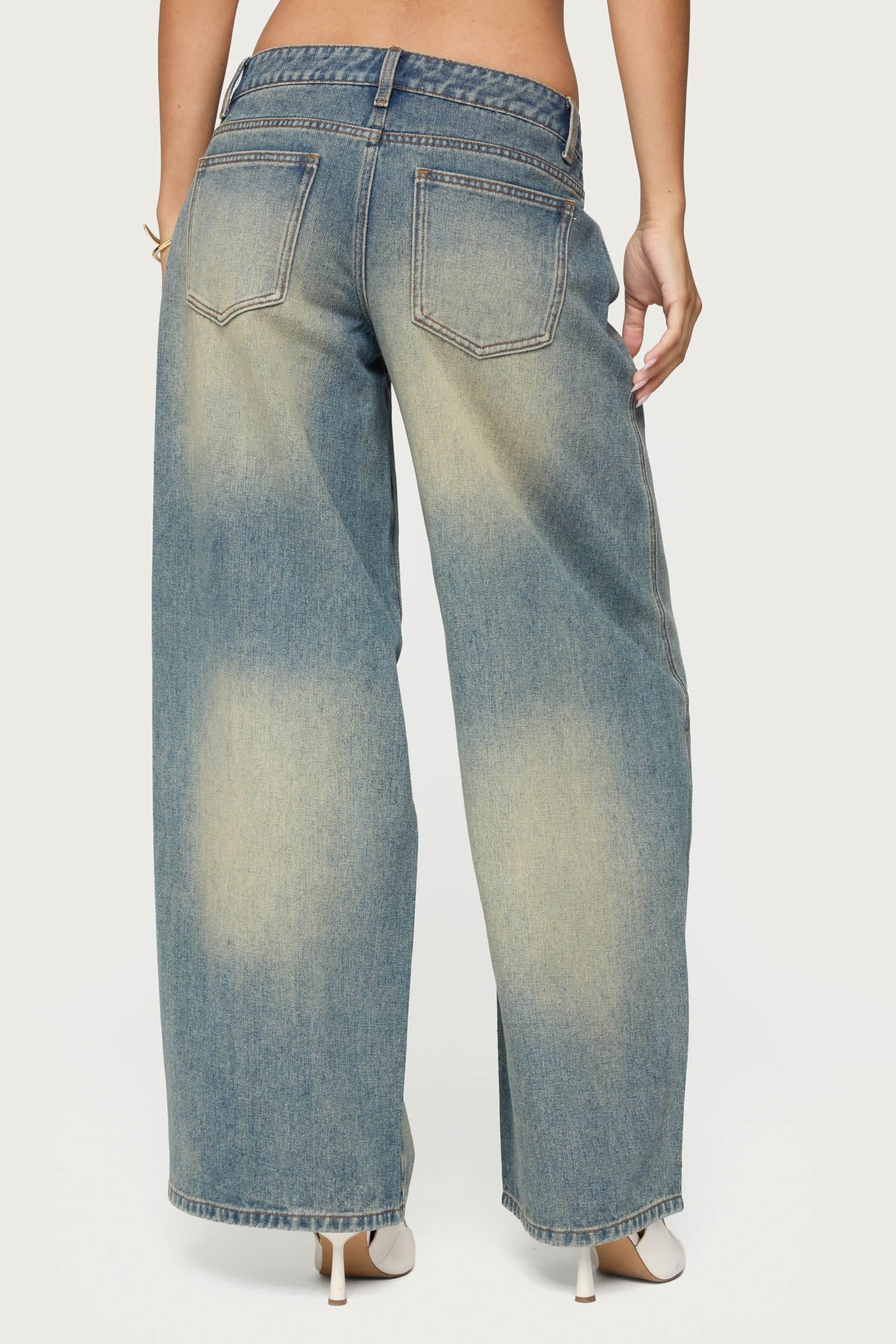 Washed Low Rise Baggy Jeans - Image 5