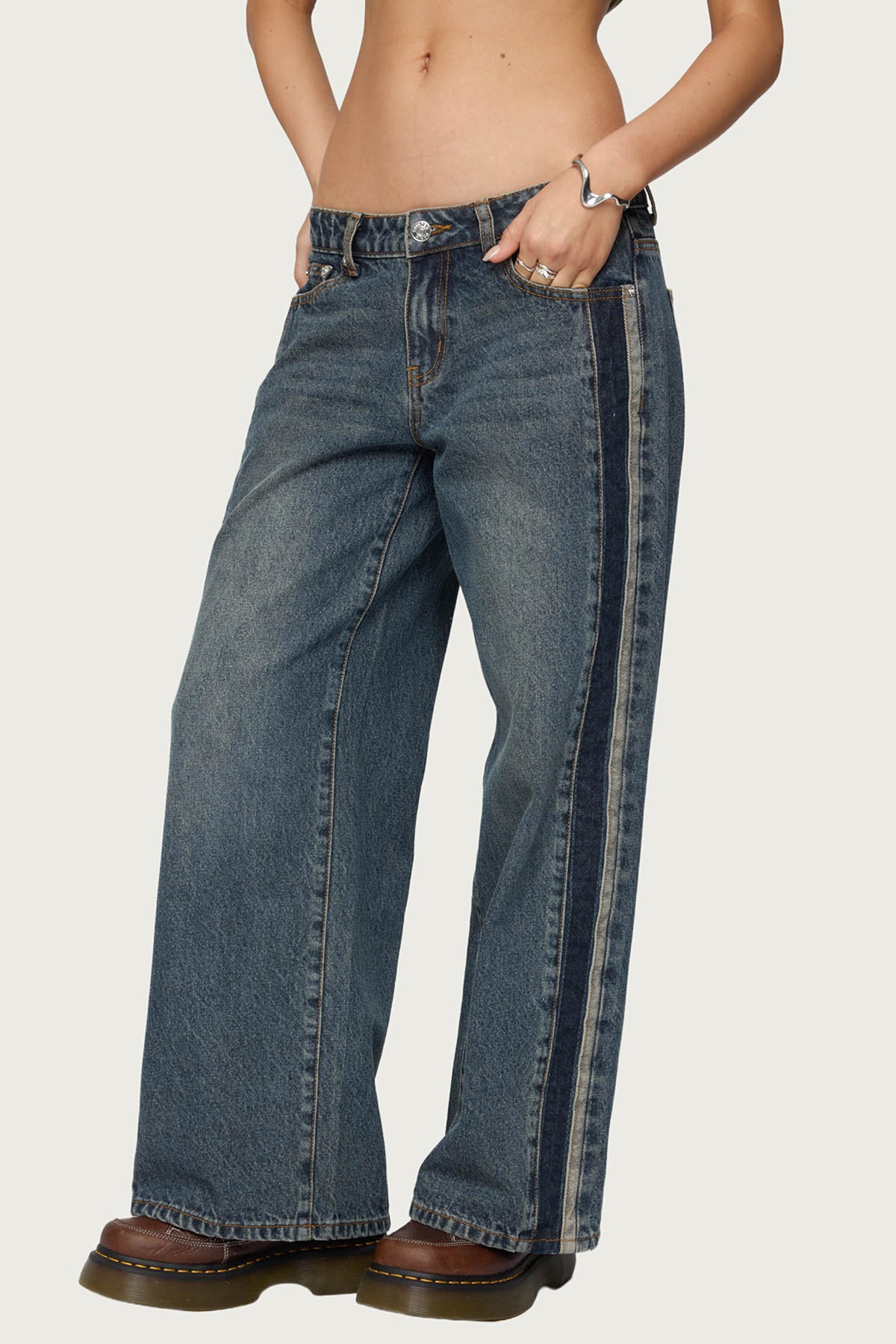 Petite Contrast Panel Low Rise Jeans - Image 4