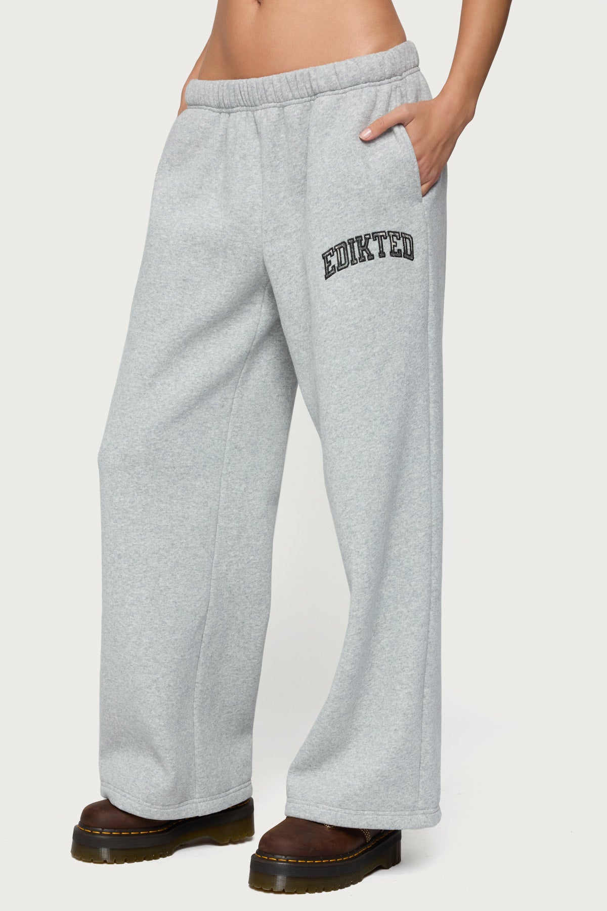 Camo Crush Edikted Sweatpants - Image 4
