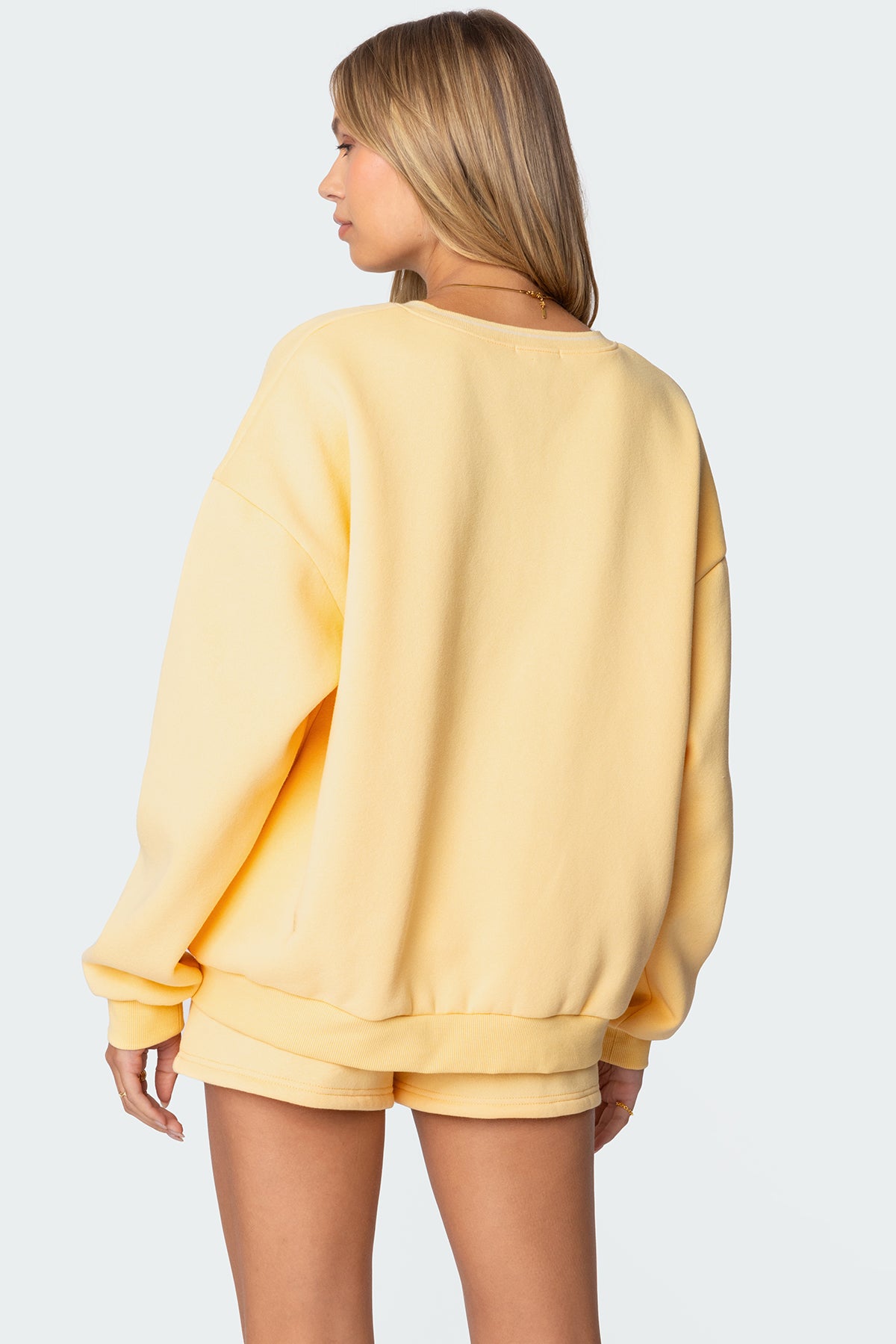 Edikted Girl Sweatshirt - Image 5