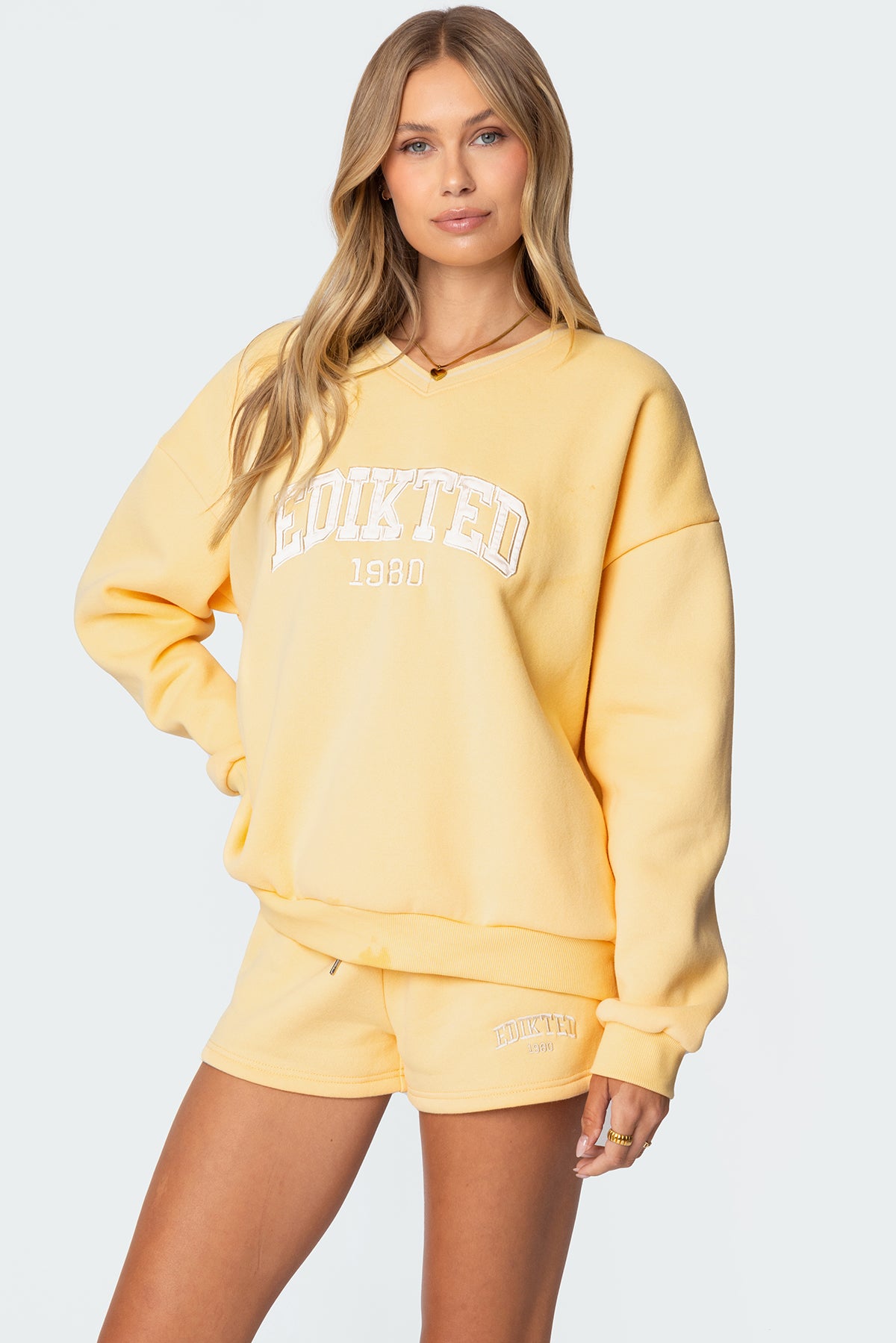 Edikted Girl Sweatshirt - Image 3