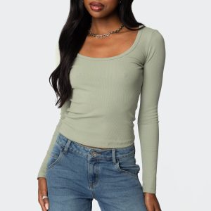 Makenna Scoop Neck Top