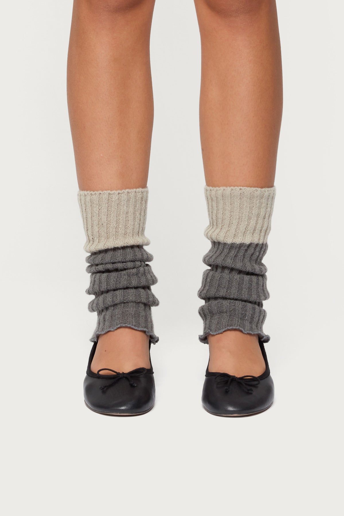 Bundled Babe Contrast Ribbed Leg Warmers - Image 2