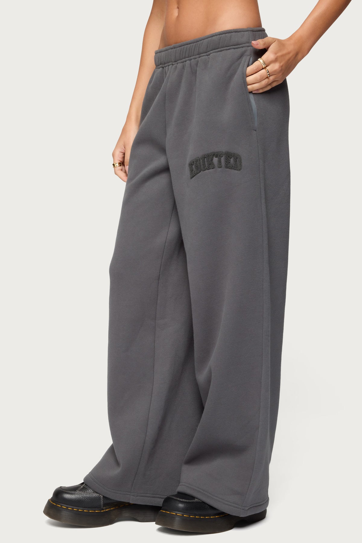 Edikted To You Sweatpants - Image 4