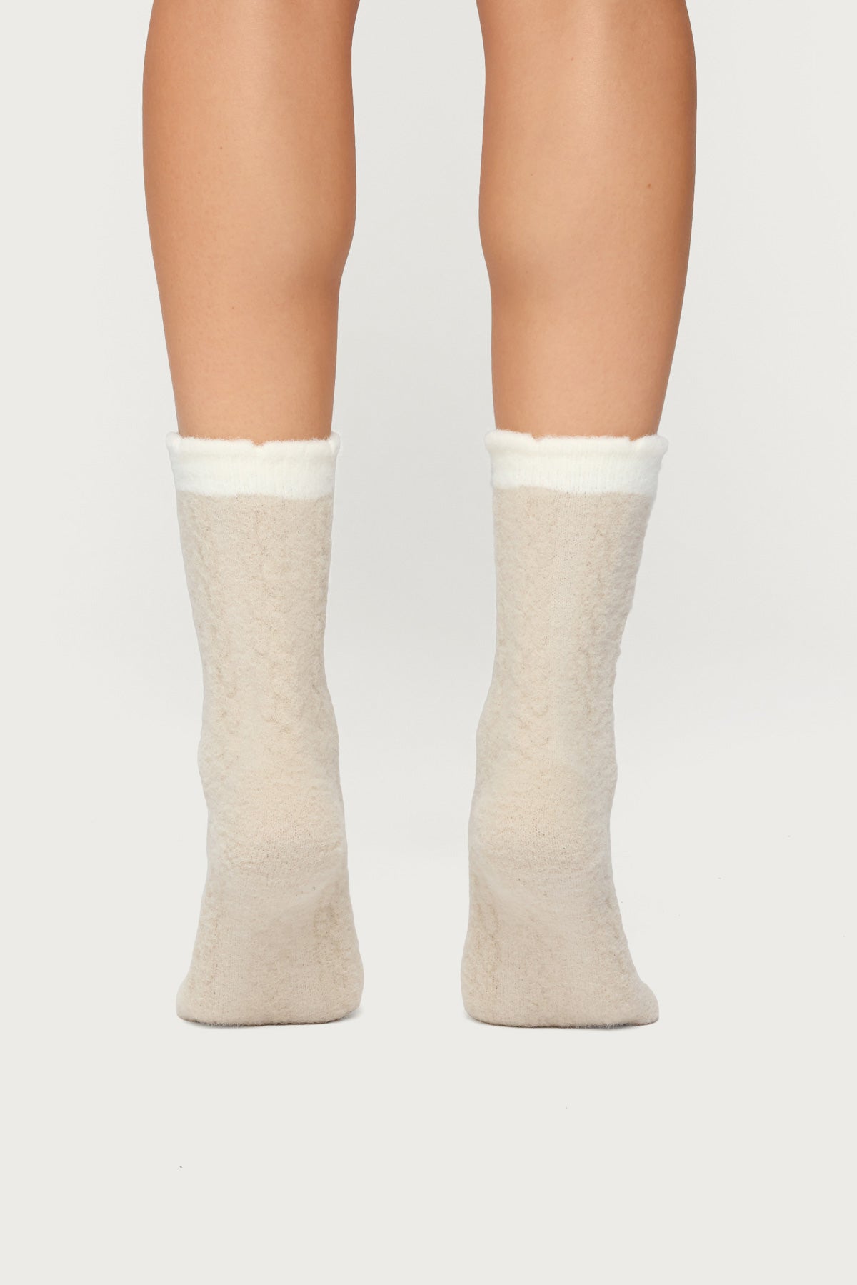 Contrast Fuzzy Cable Knit Socks - Image 3