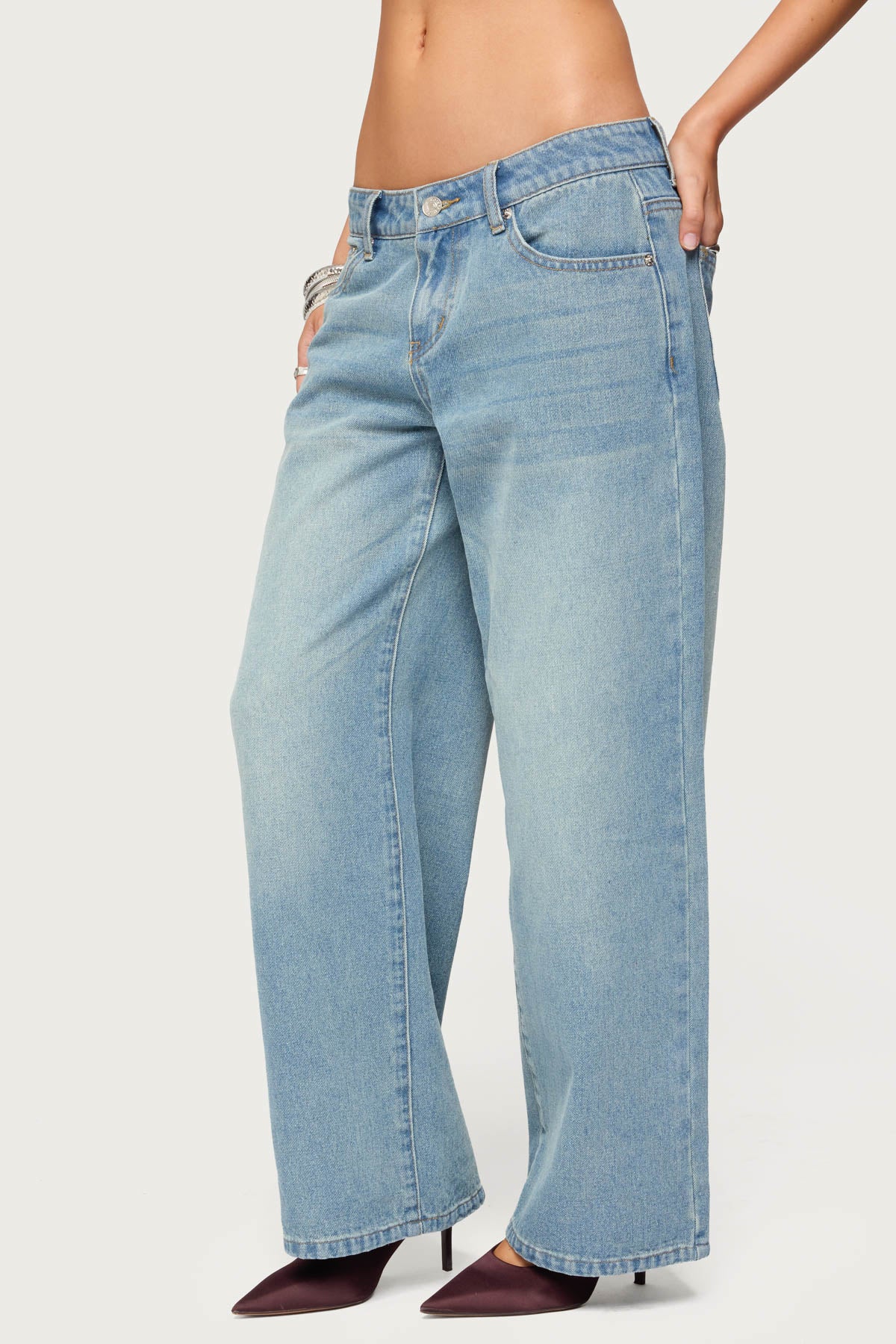 Petite Raelynn Washed Low Rise Jeans - Image 4