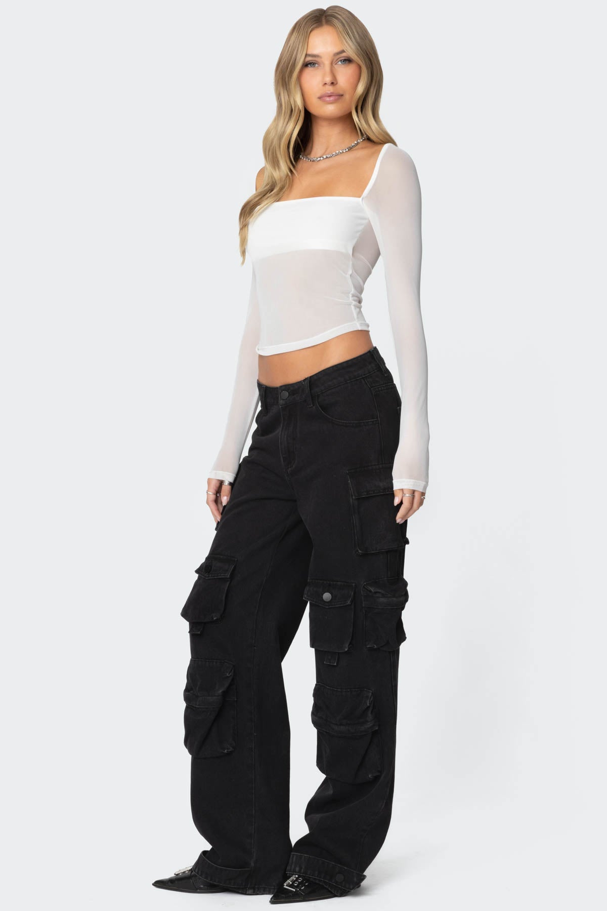 Oversized Boyfriend Cargo Jeans - Image 4