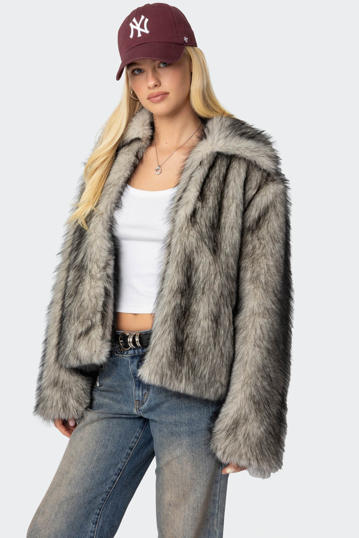 Mob Wife Faux Fur Jacket - Image 3
