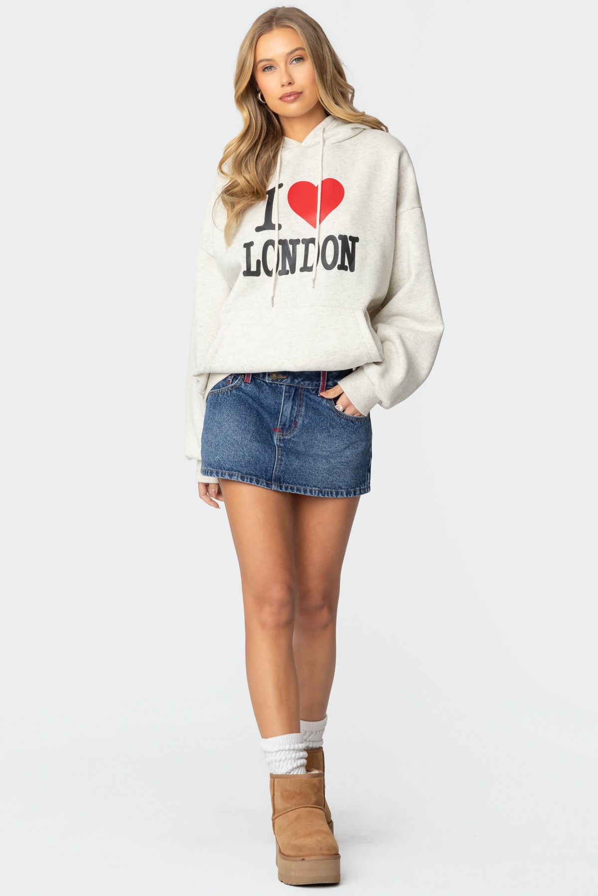 London Lover Oversized Hoodie - Image 4