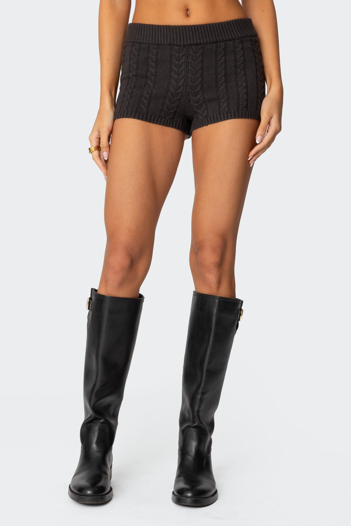 Avey Cable Knit Shorts - Image 2