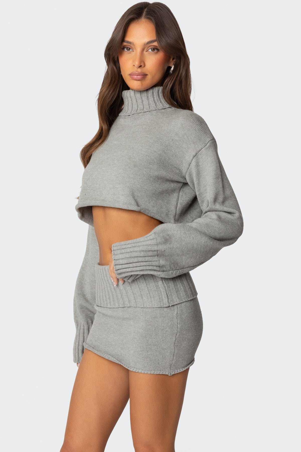 Gino Cropped Turtle Neck Sweater - Image 3