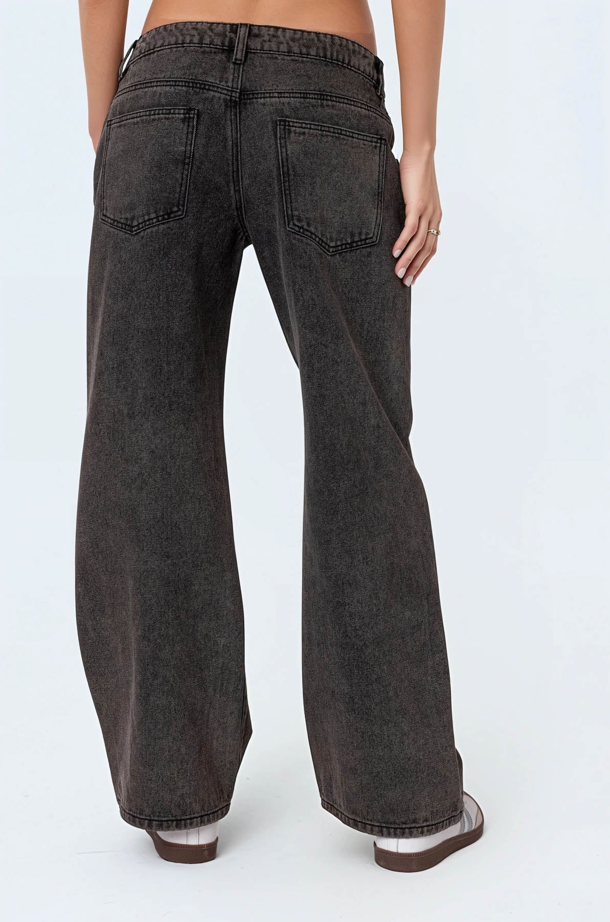 Petite Raelynn Washed Low Rise Jeans - Image 3